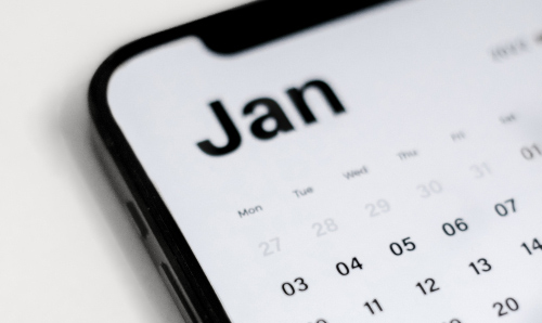 Calendar with random dates highlighted